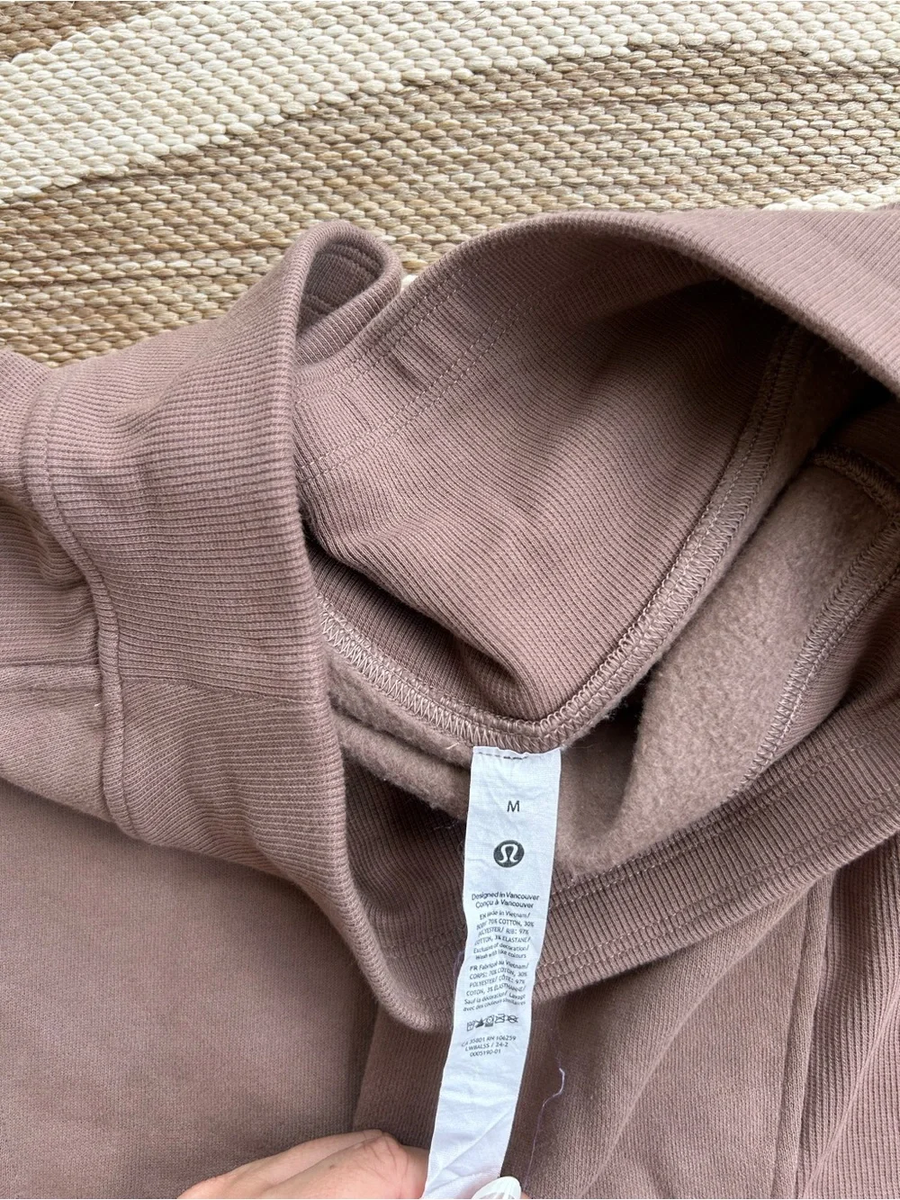 Lululemon Scuba High rise mini skirt in Taupetastic - Medium